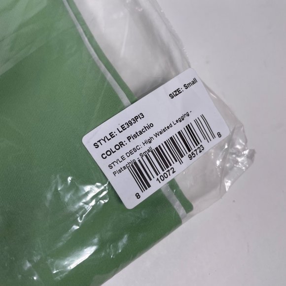 SPORTY&RICH Pistachio Sports Bra & Leggings 'N.01' - Picture 4 of 6